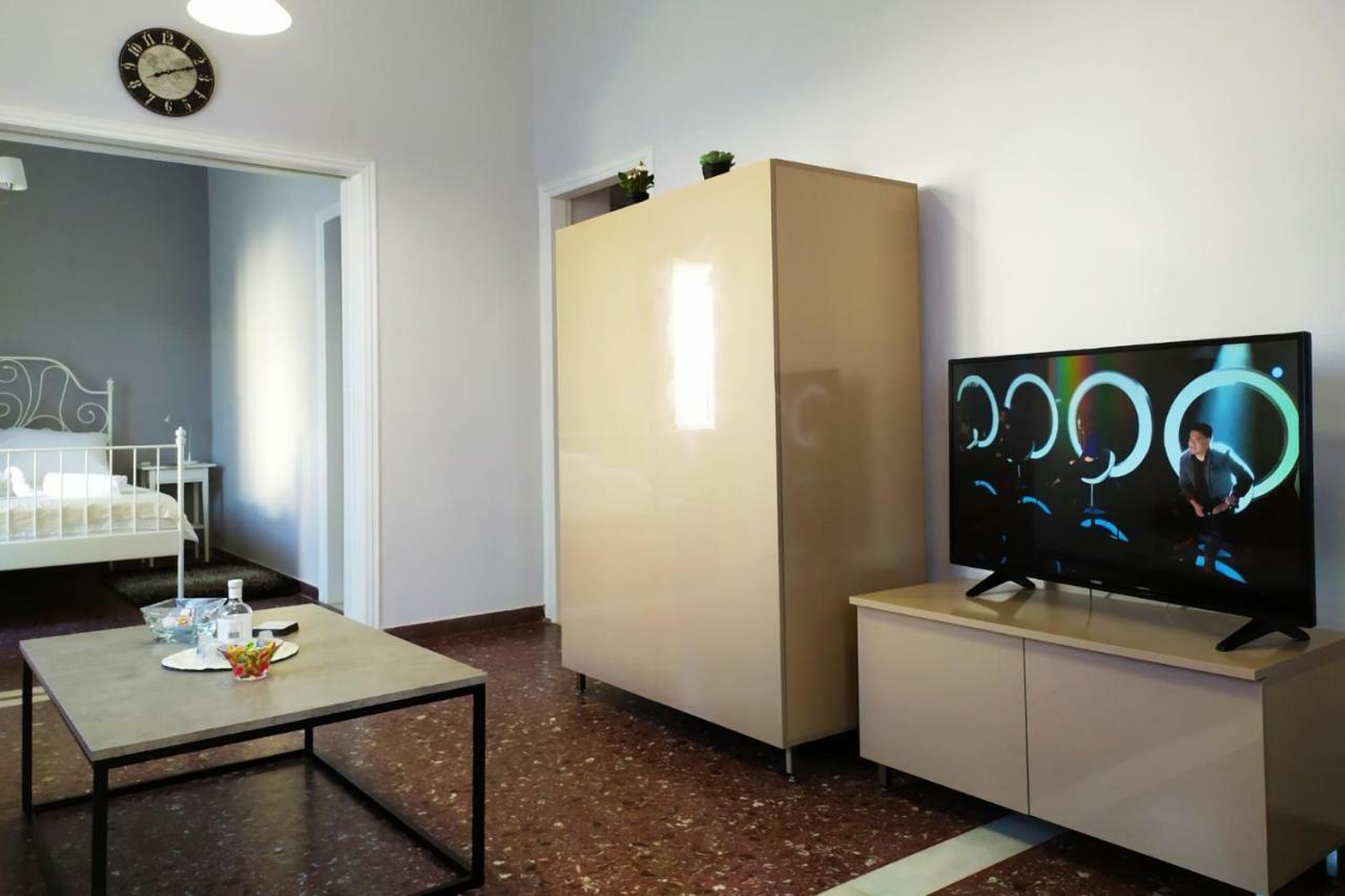 Sunday Apartment Chania 2A La Canea Esterno foto